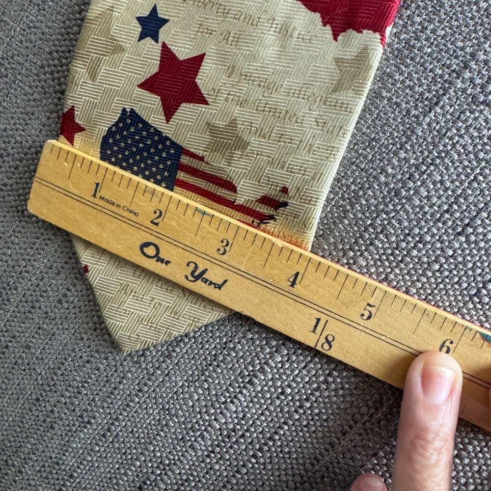 Mad House Marketing Allegiance USA Flag Pledge of Allegiance Silk Tie Tan 700701 - Picture 6 of 10